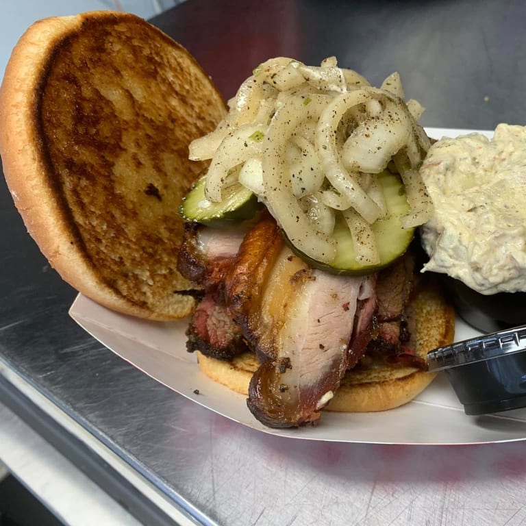 A Flavor-Driven Food Truck Worth the Stop